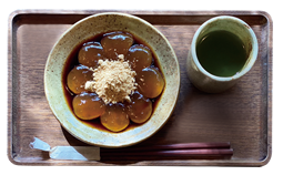 わらびもち（日本茶付）